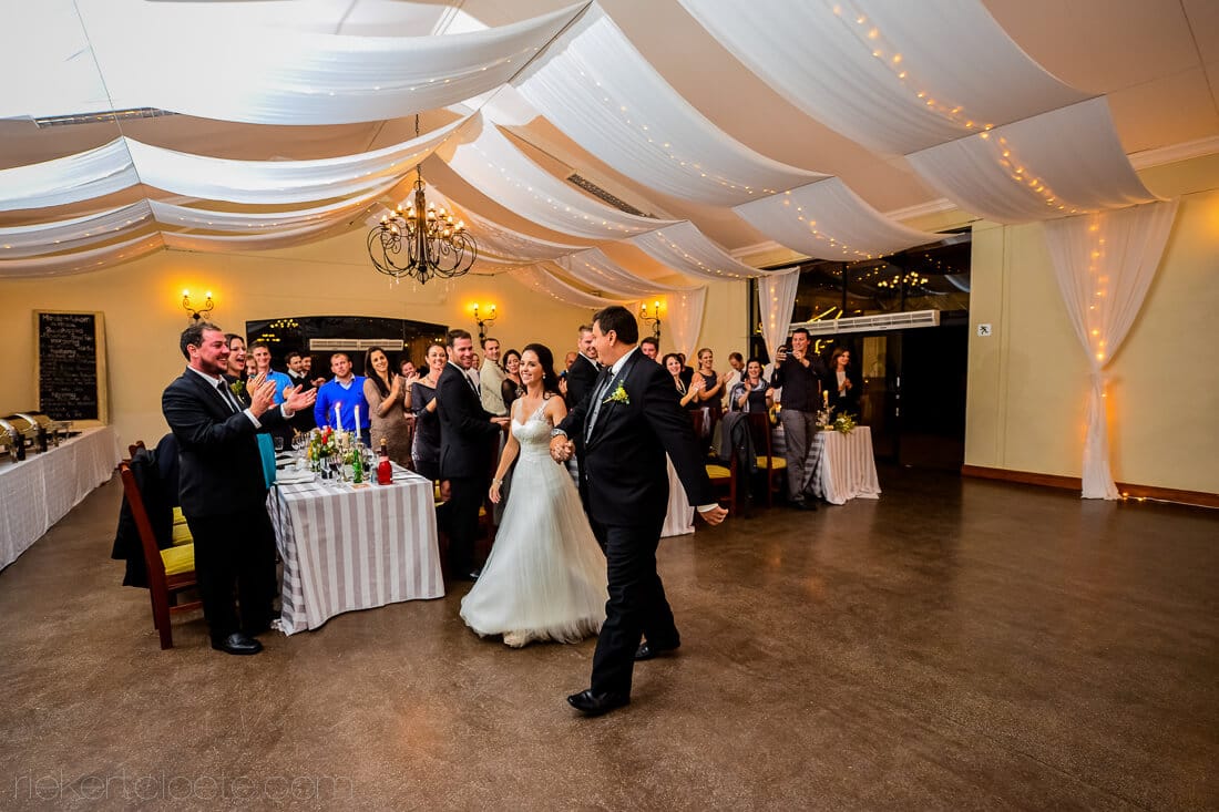 Read more about the article Wedding Tips: Grand entrance – What to do? (Week 15)