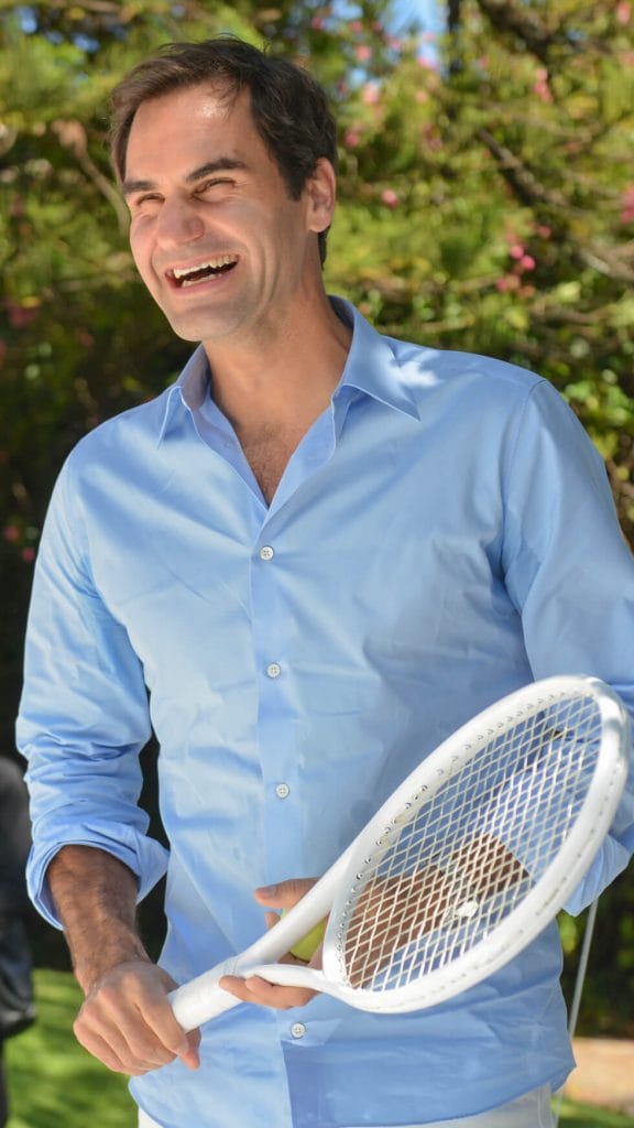 Roger Federer playing