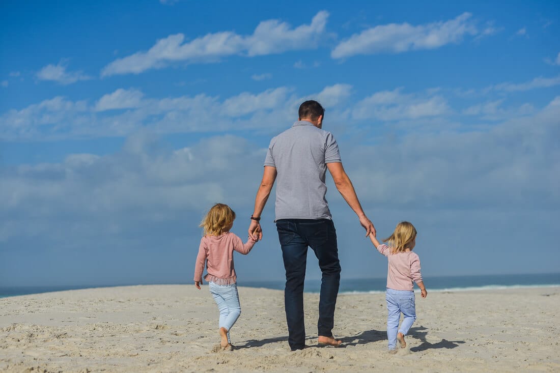 Read more about the article Fathers and daughters