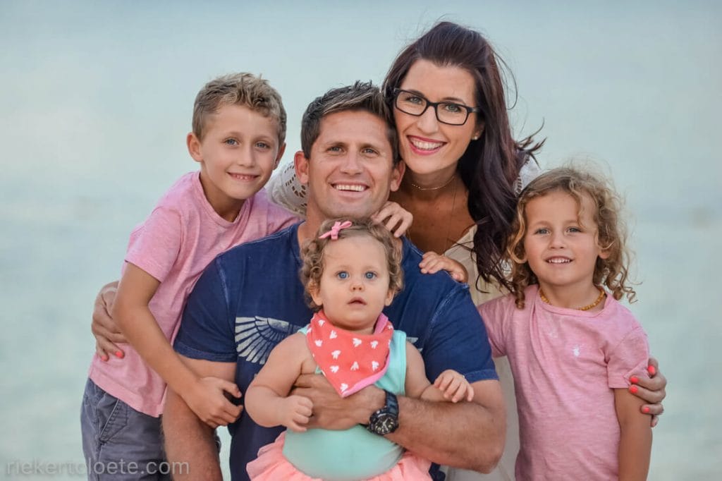 Family making cirlces