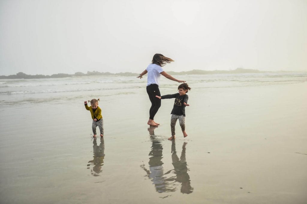 FAmily making cirlces