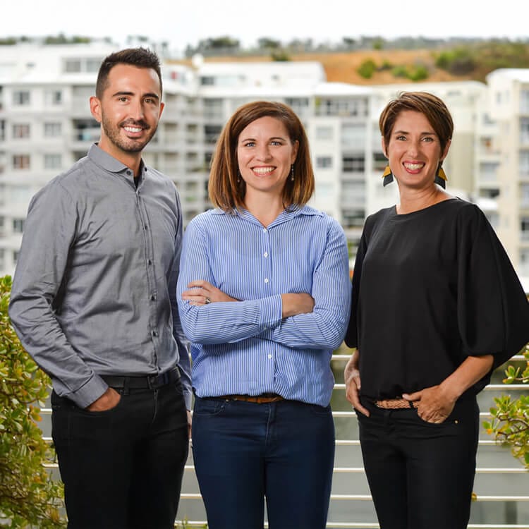 Group photo taken by Cape Town photographer