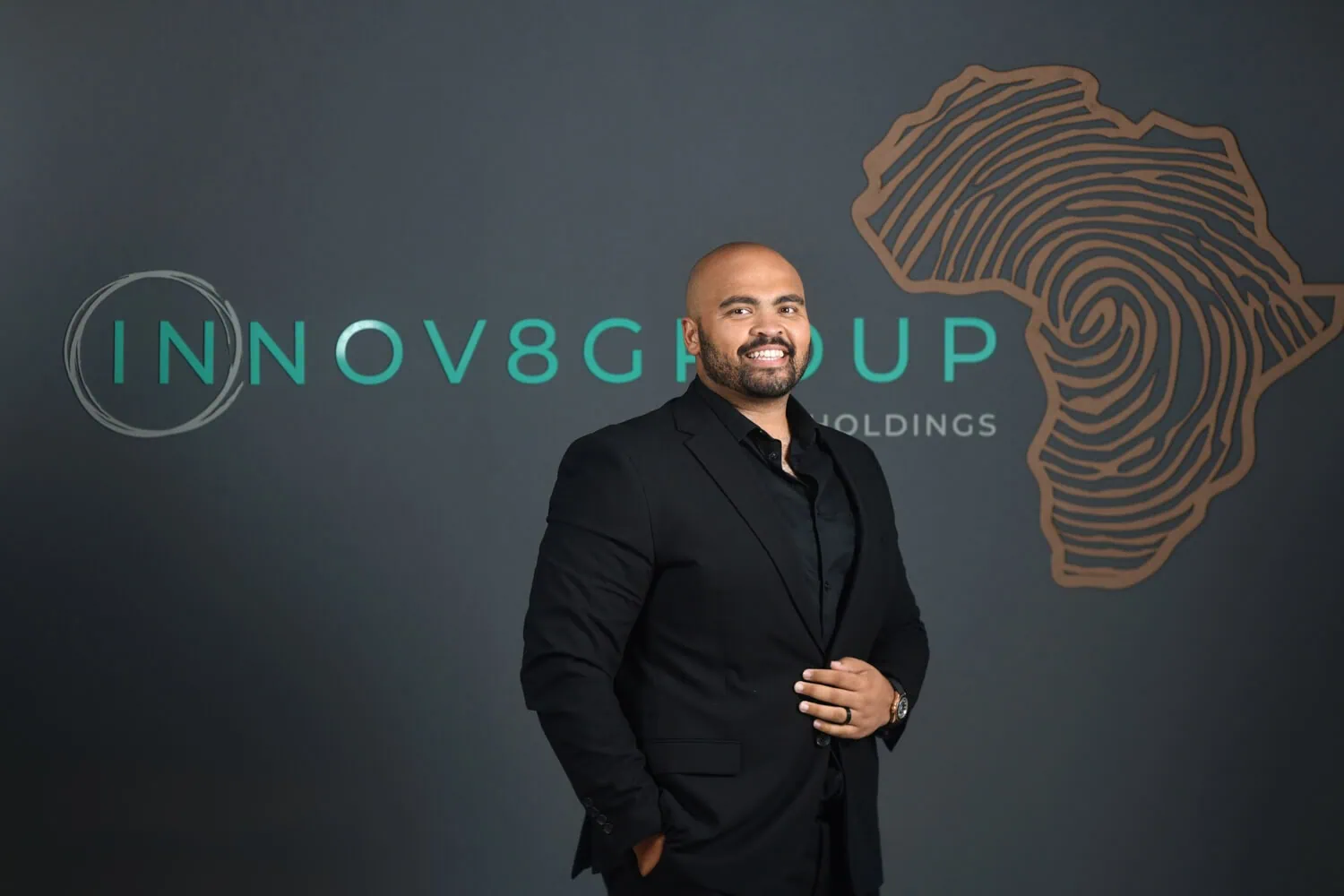 Read more about the article Corporate & Executive Headshots — Project Roundup
