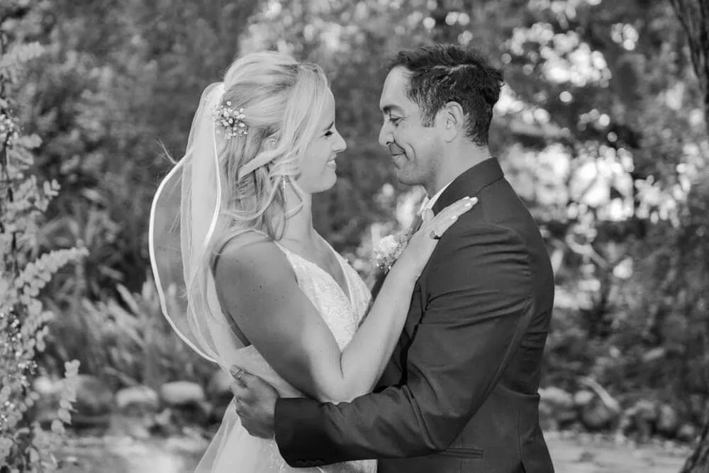 bride groom smiling orchard garden montpellier
