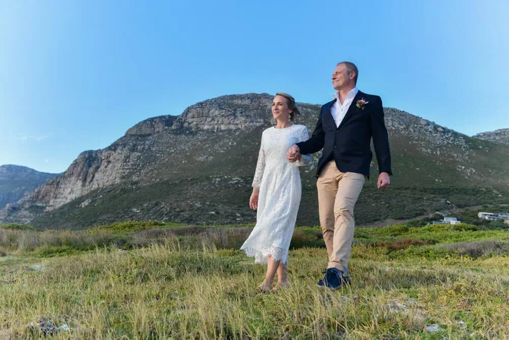 cape town elopement couple fynbos mountain
