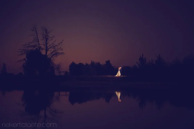couple dam reflection purple night landscape