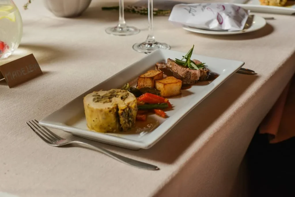 duo main course diamant estate wedding