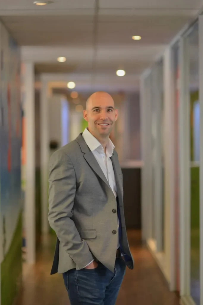 headshot photographer cape town corporate office 01 man friendly smile