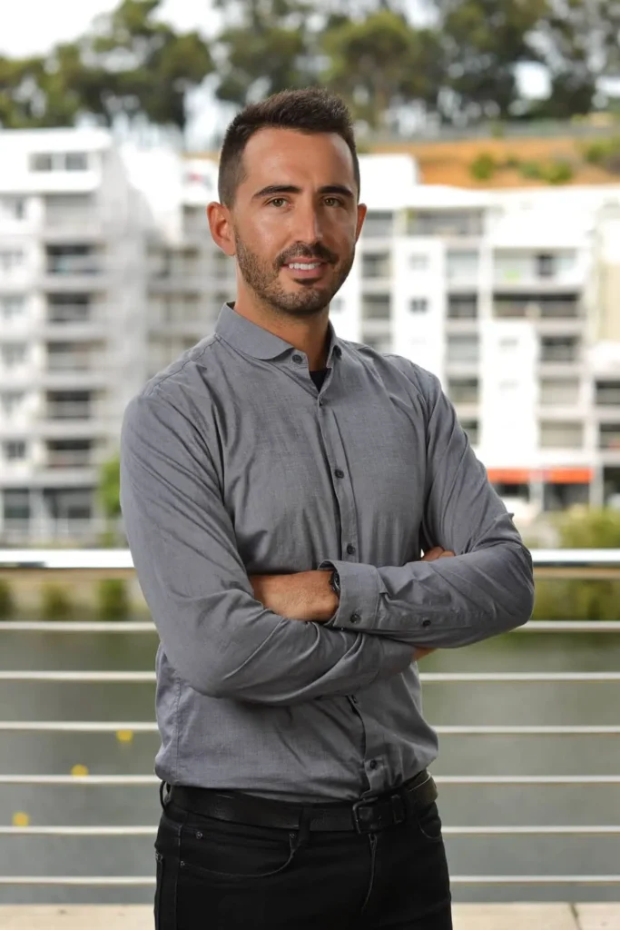 headshot photographer cape town outdoor 15 man professional confident