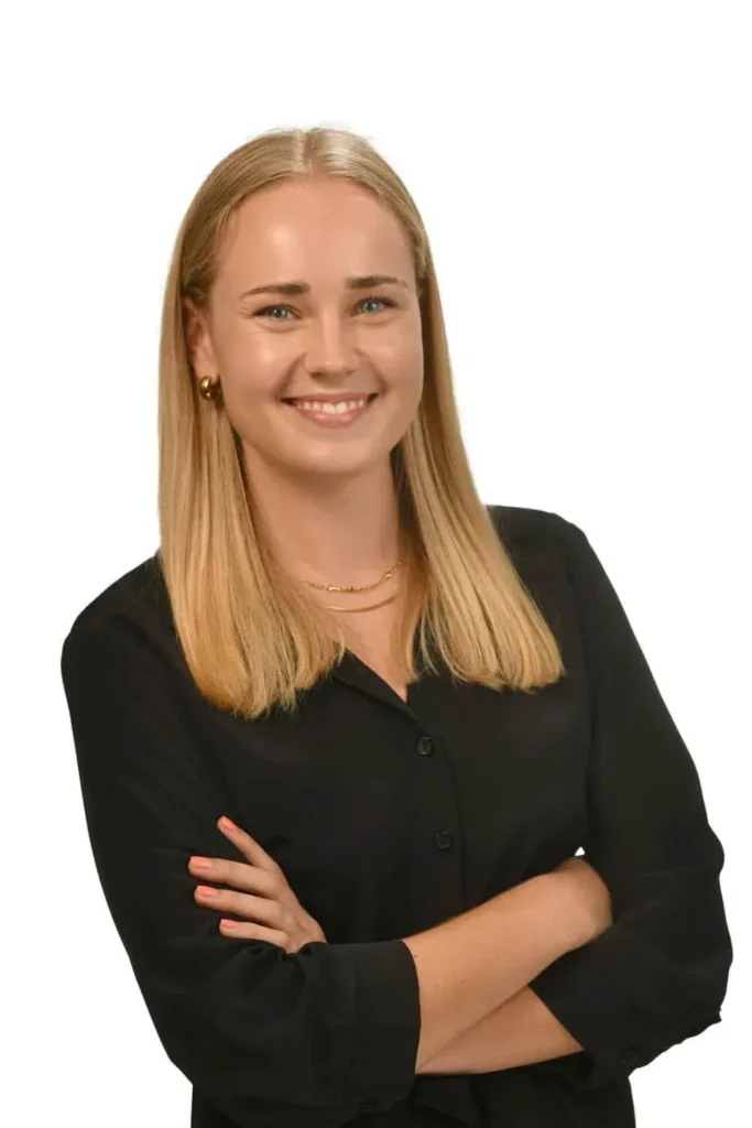 headshot photographer cape town white background 01 woman professional smile
