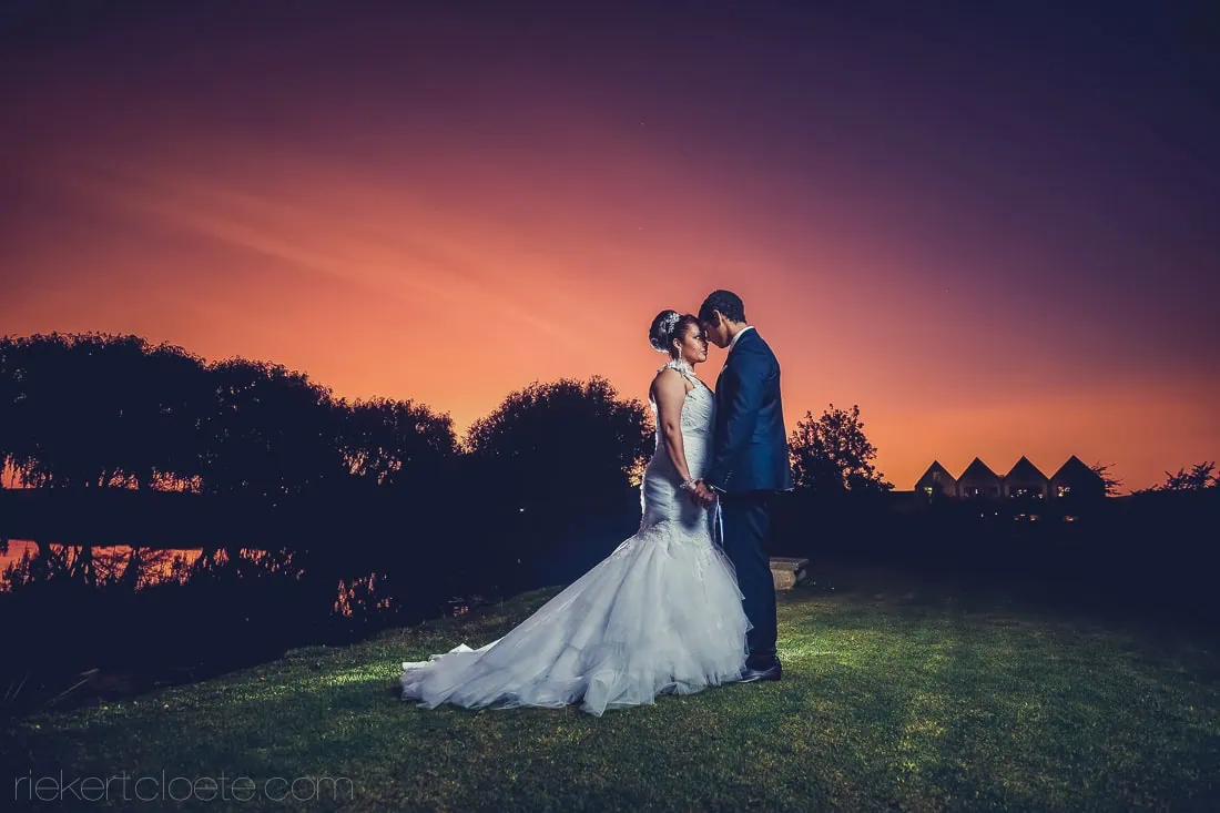 Hudsons wedding couple sunset silhouette purple sky – Vredenheim, Stellenbosch